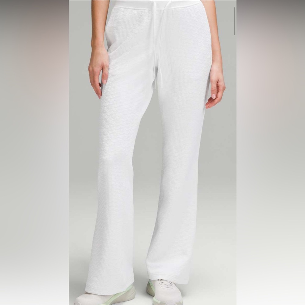 Lululemon Textured High Rise Flared Track Pant 32”